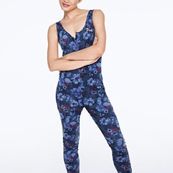 *RARE* VS PINK Hibiscus Sleep Jumpsuit - Picture 1 of 8